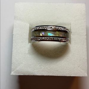 Mother of Pearl, Australian Crystal Band Sz 6.75